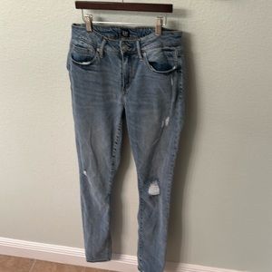 Light wash distressed jeans